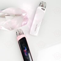 Uwell Caliburn G4 Pro in Fantasy Pink und Frost White – stilvolle Lifestyle-Präsentation mit Pod-Systemen.